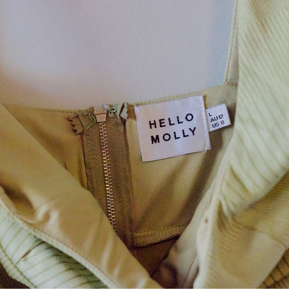 HELLOMOLLY - Picture 9 of 9